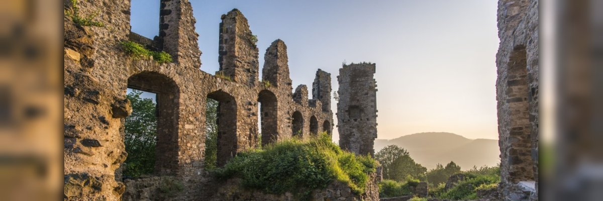 Ruinen Burg Olbrück Ruinen Burg Olbrück