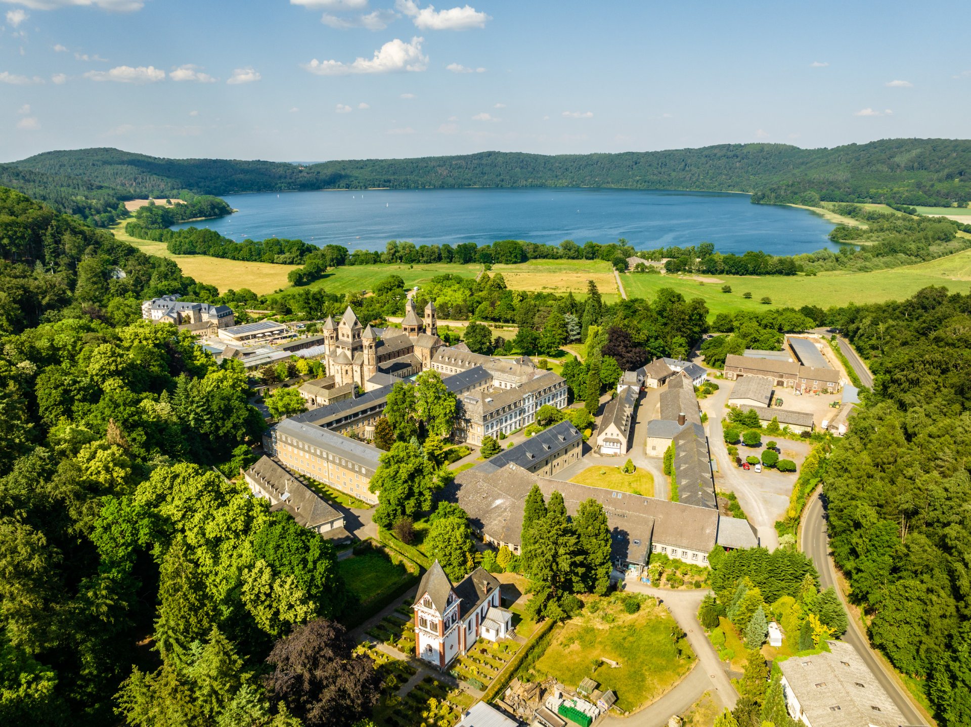 Klostergelände Maria Laach