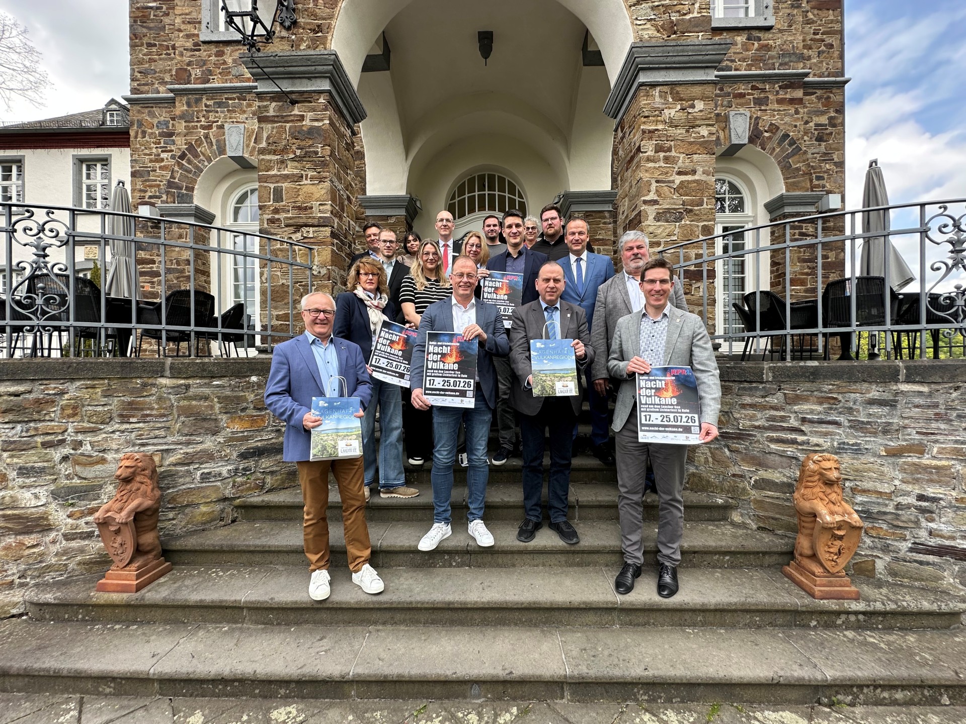 Akteure der Nacht der Vulkane