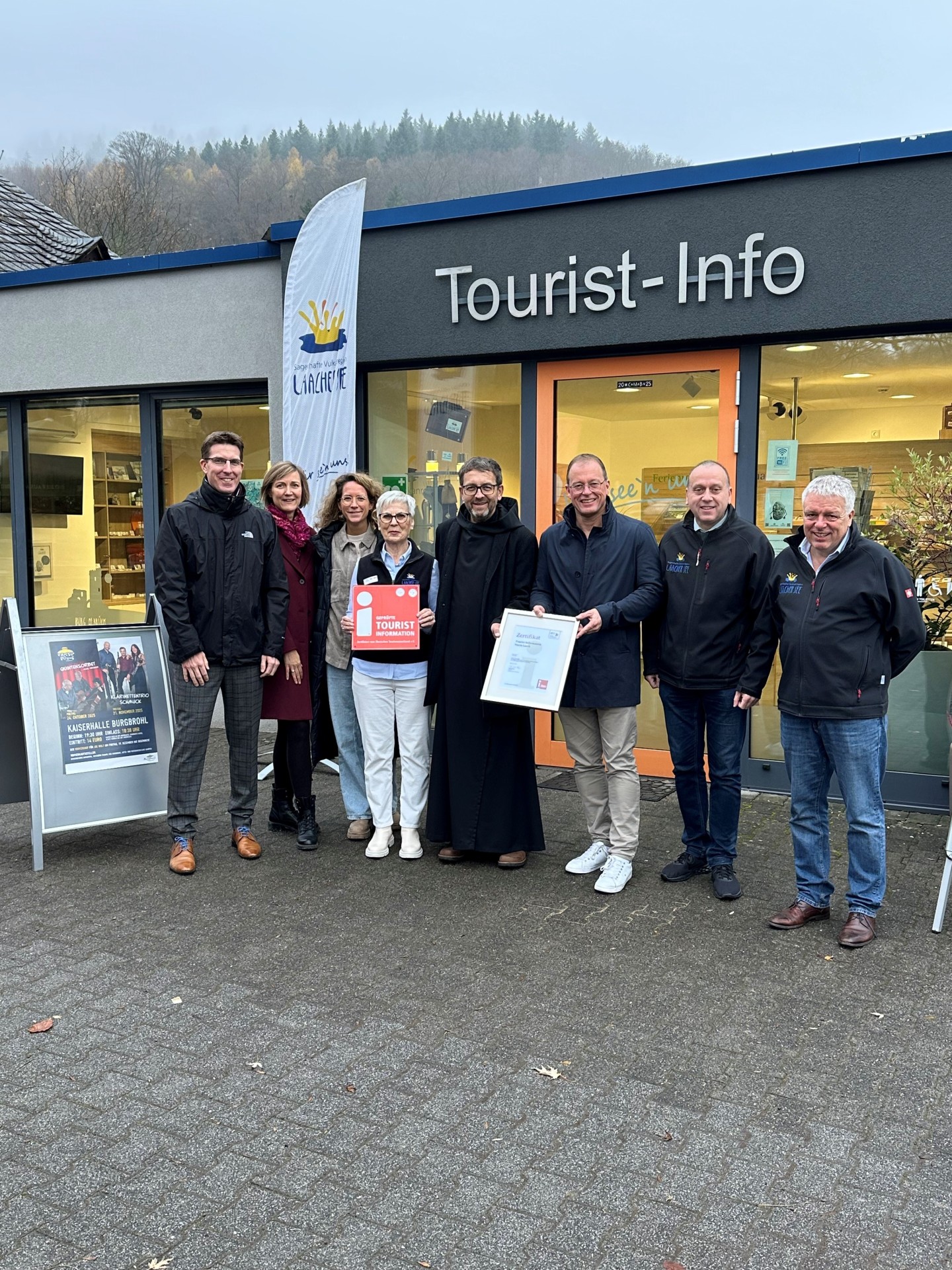 Bürgermeister und Team der Vulkanregion